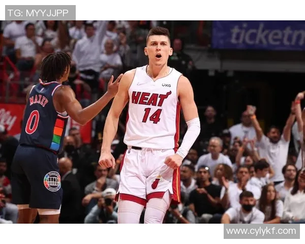 热火反超公牛,安东尼-戴维斯终替热火拿下胜利! 热火反超公牛,安东尼-戴维斯终替热火拿下胜利!